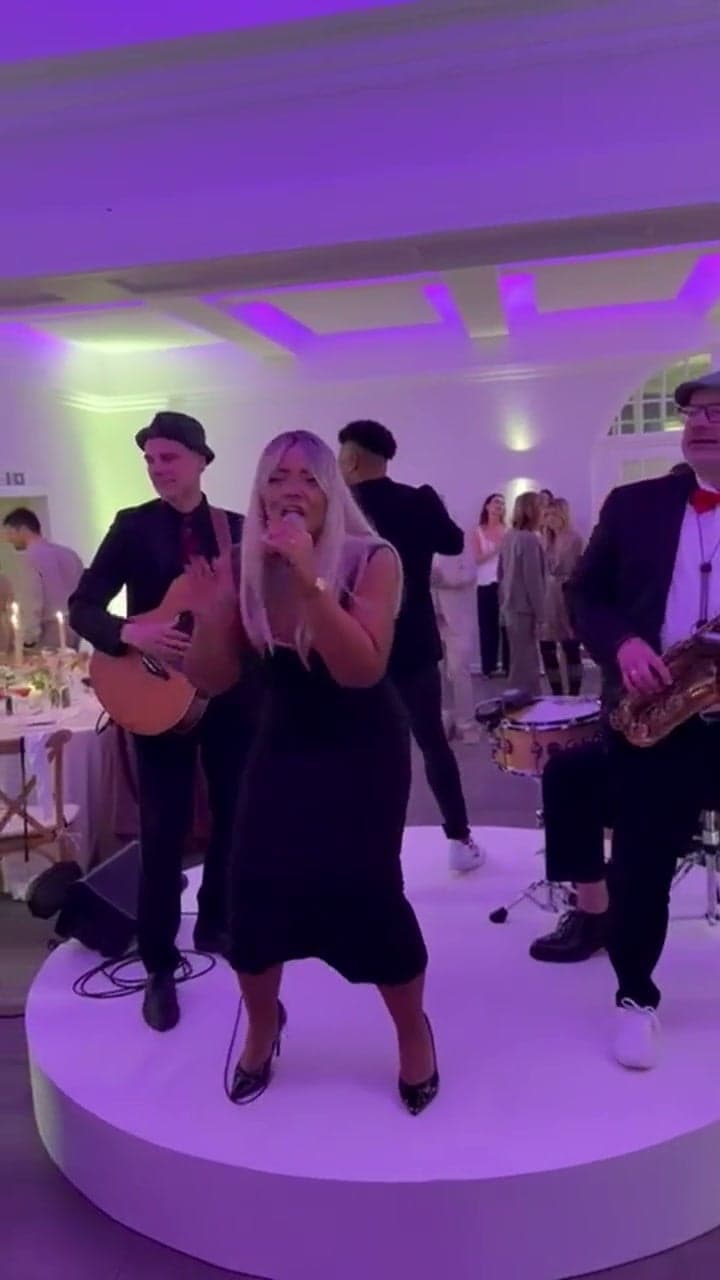 Acoustic Eskalation zwischen den Gängen